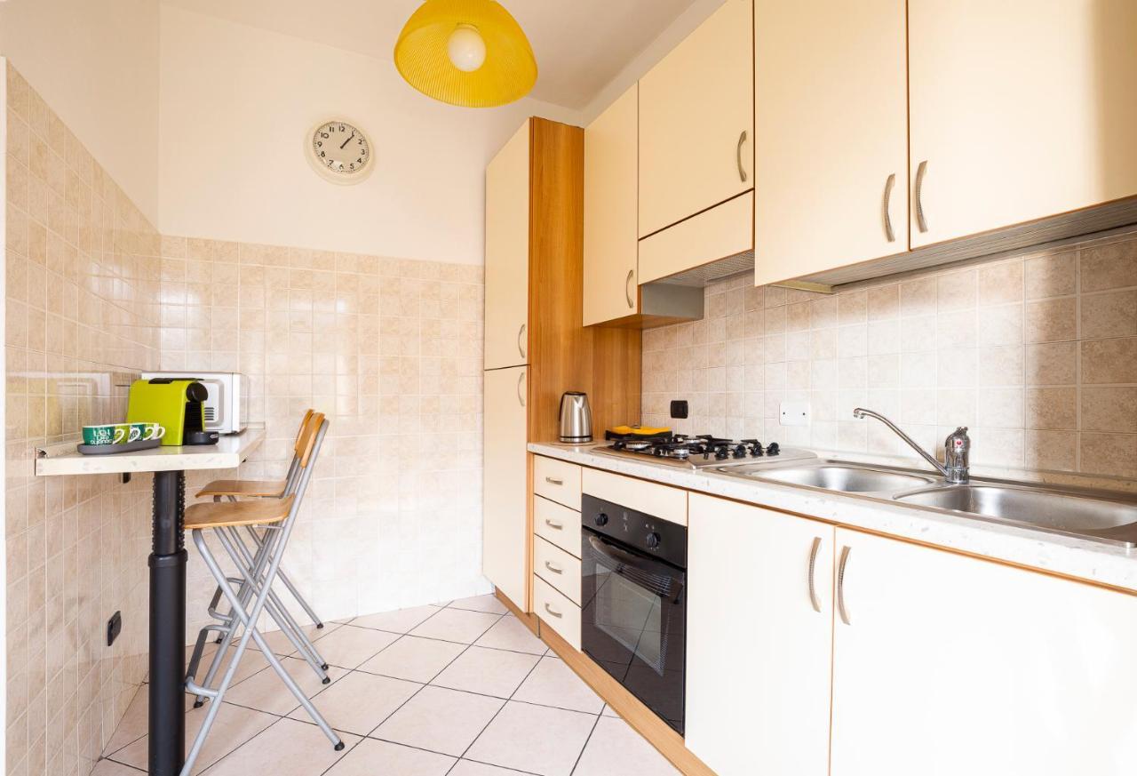Casty Sweet Home - Parcheggio Privato Gratuito Milan Exterior photo