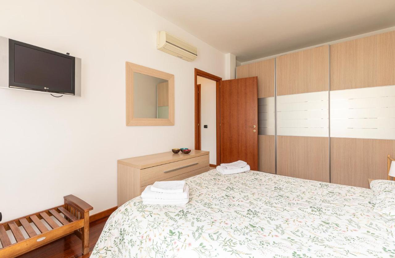 Casty Sweet Home - Parcheggio Privato Gratuito Milan Exterior photo