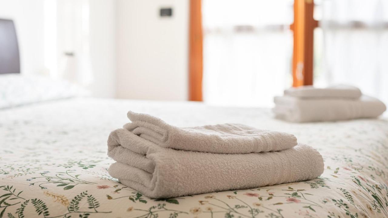 Casty Sweet Home - Parcheggio Privato Gratuito Milan Exterior photo